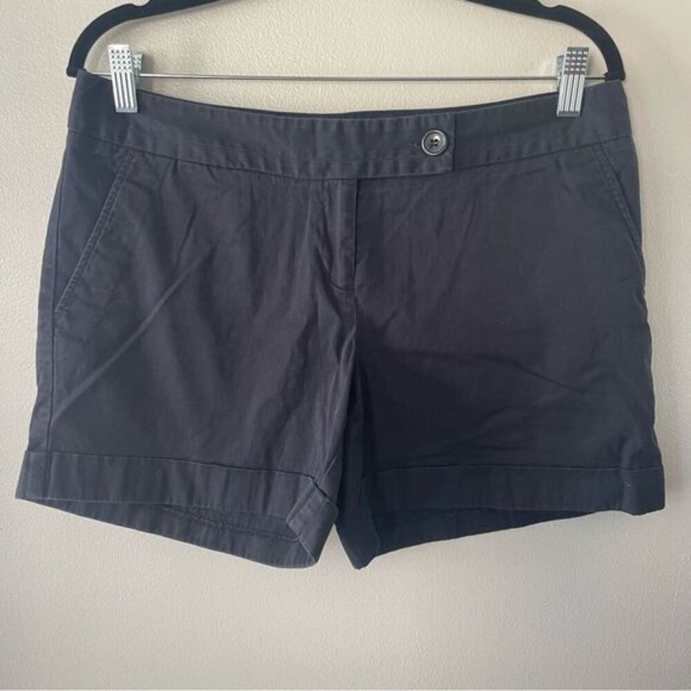 EUC, Outback Red Shorts, Size 8